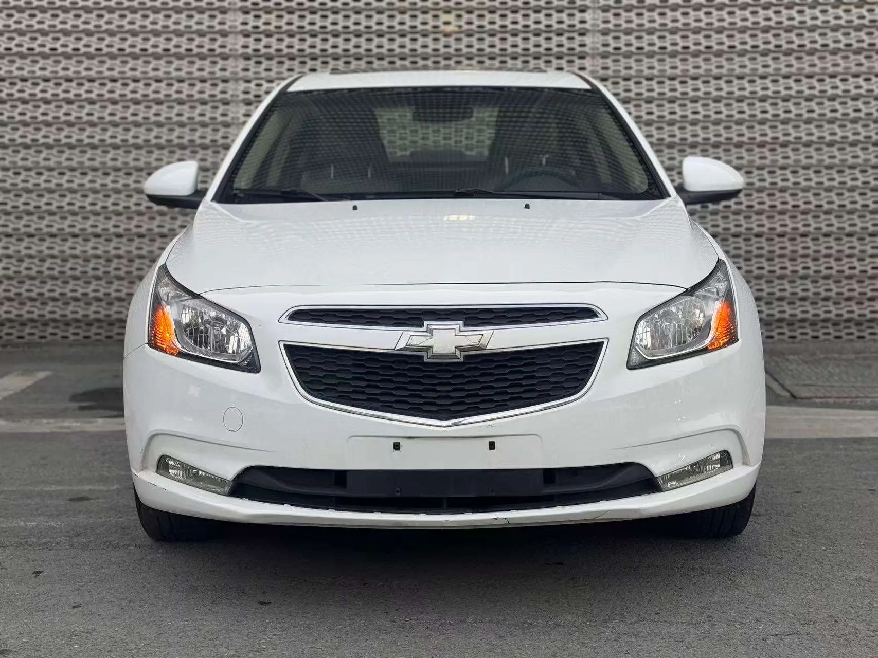 Chevrolet Monza (Cruze)  из Китая