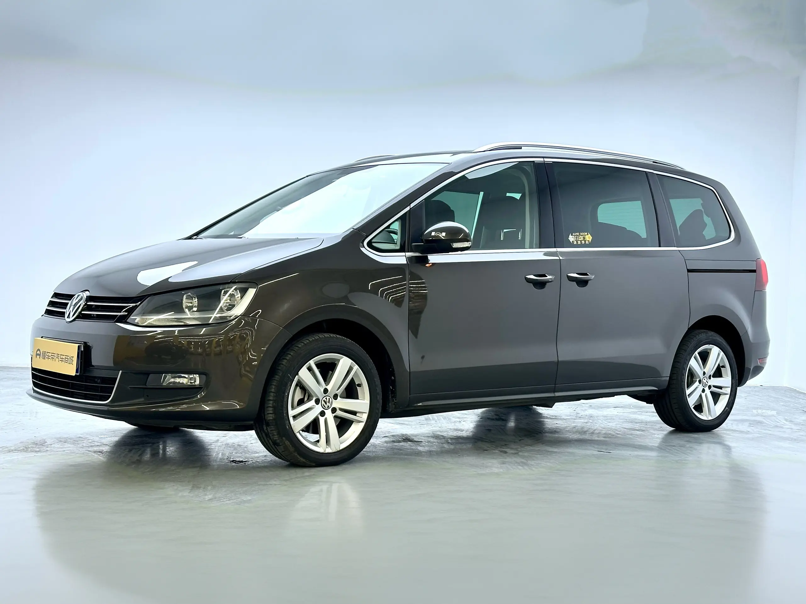 Volkswagen Sharon  из Китая