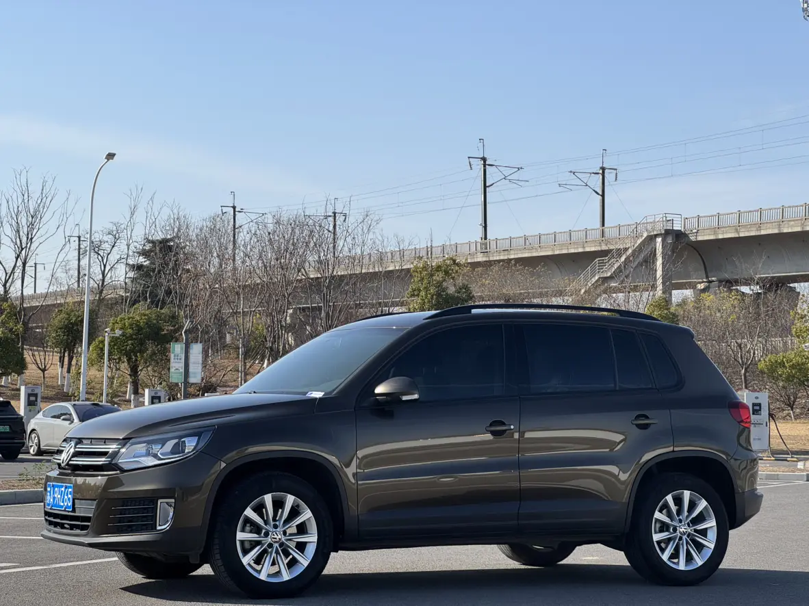 Volkswagen Tiguan  из Китая
