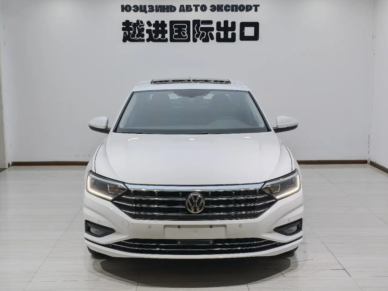 Volkswagen Sagitar  из Китая