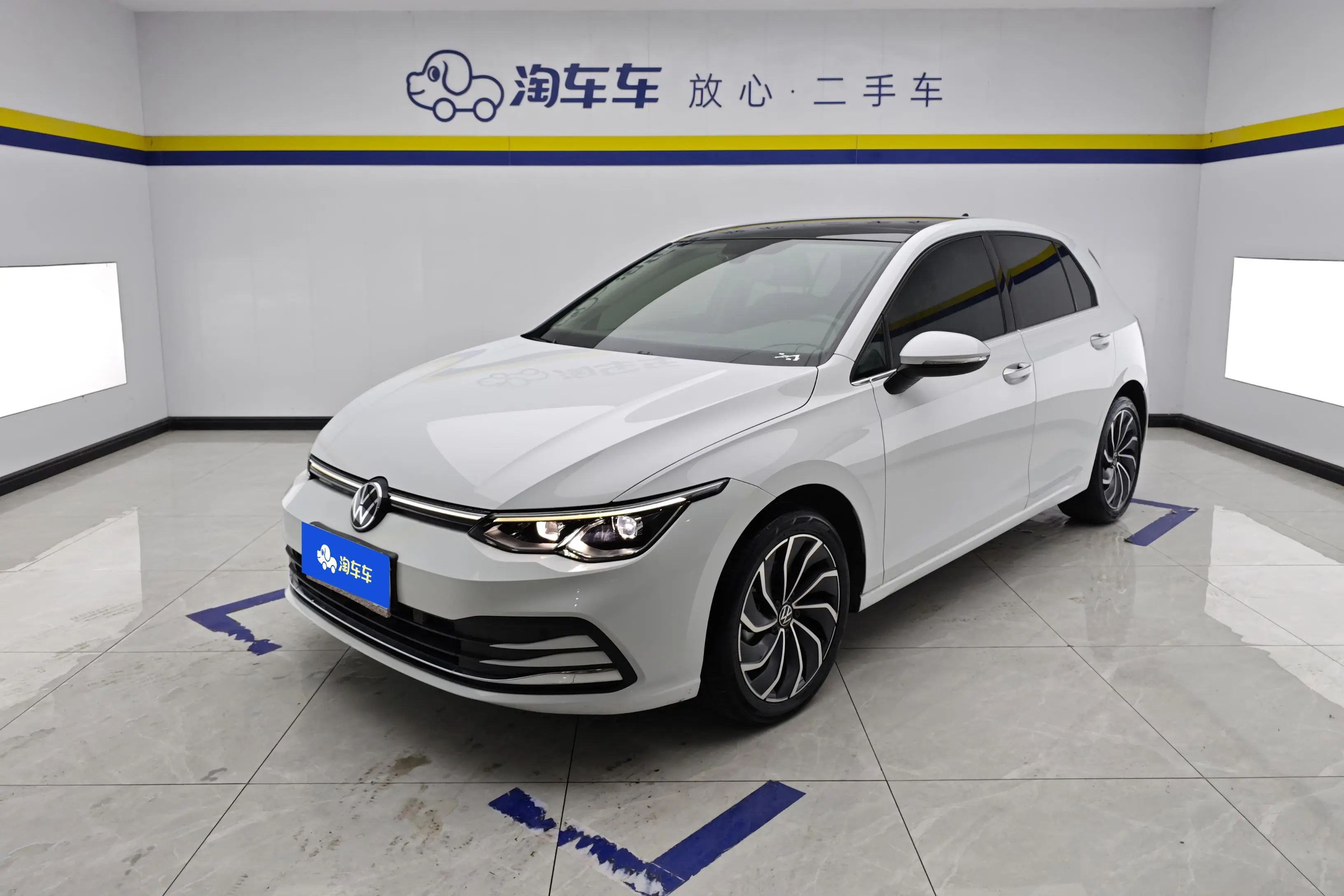 Volkswagen Golf  из Китая