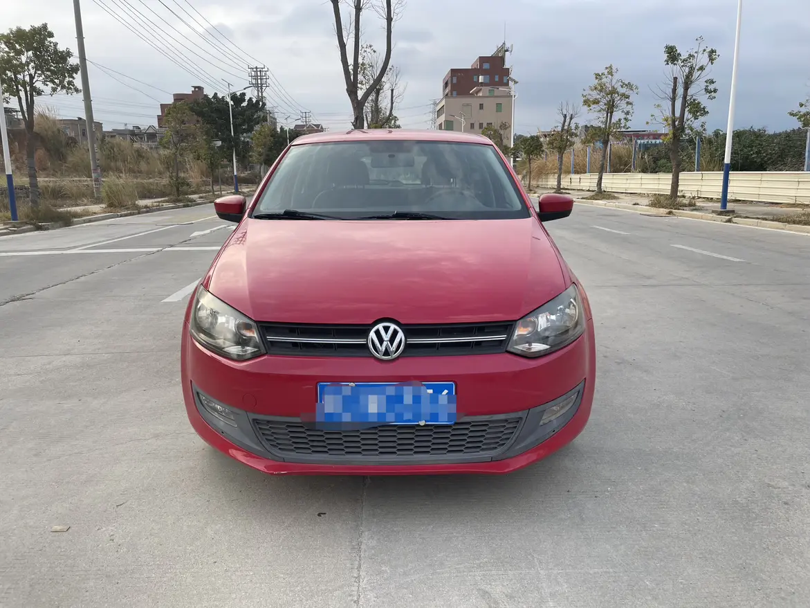 Volkswagen Polo  из Китая