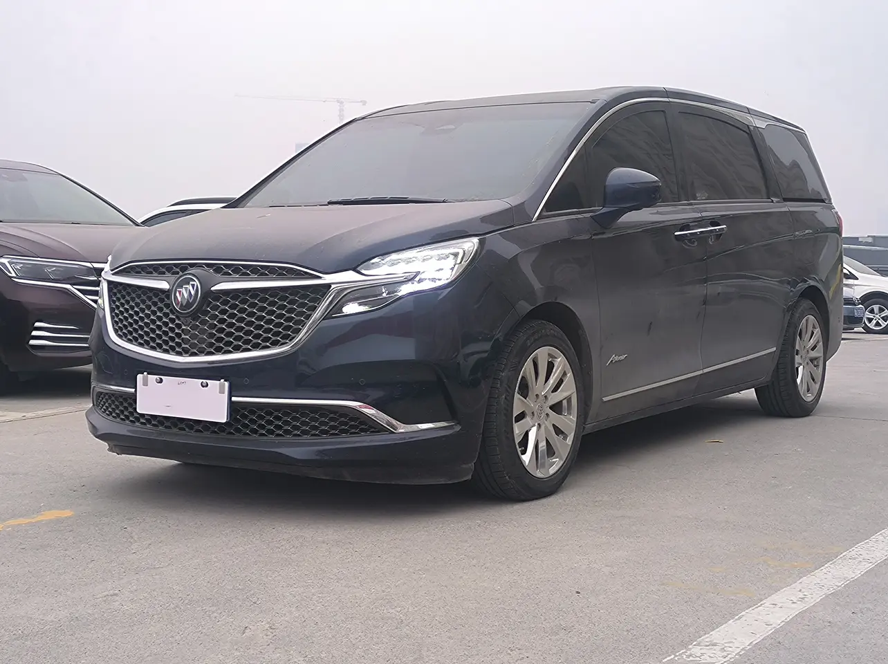 Buick GL8  из Китая