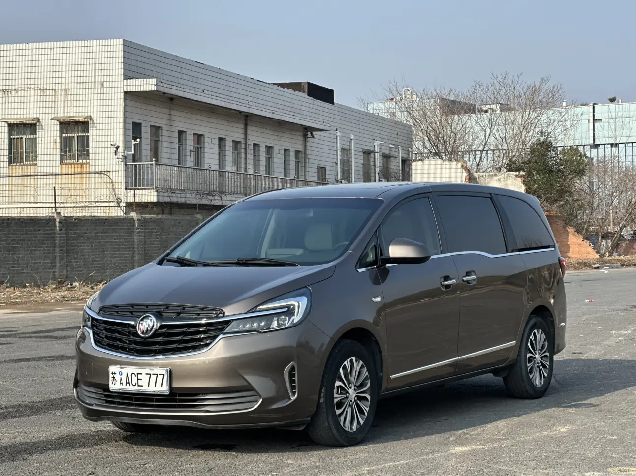 Buick GL8  из Китая