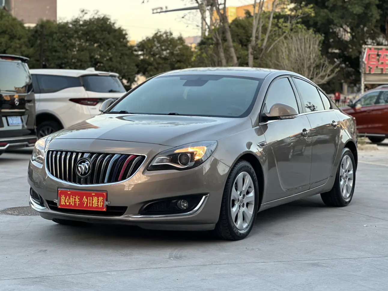Buick Majesty  из Китая