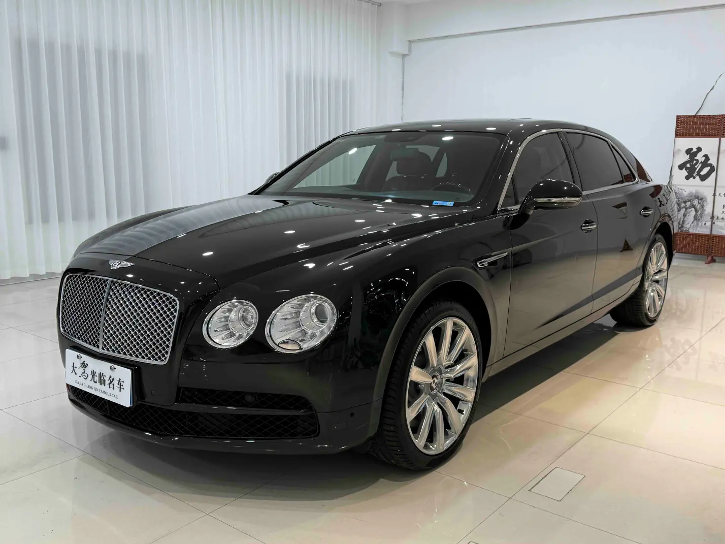 Bentley Galloping  из Китая