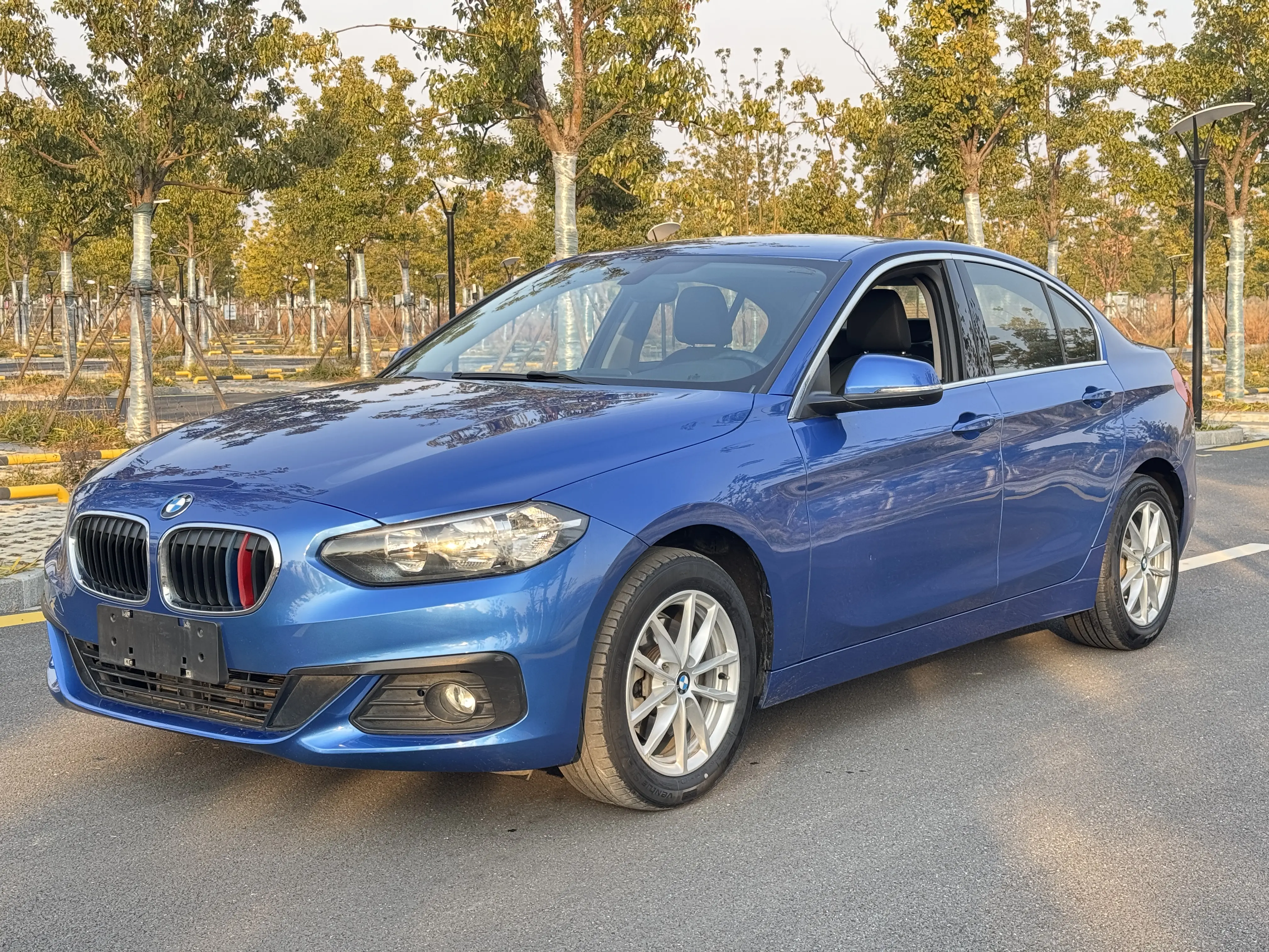BMW 1 Series  из Китая