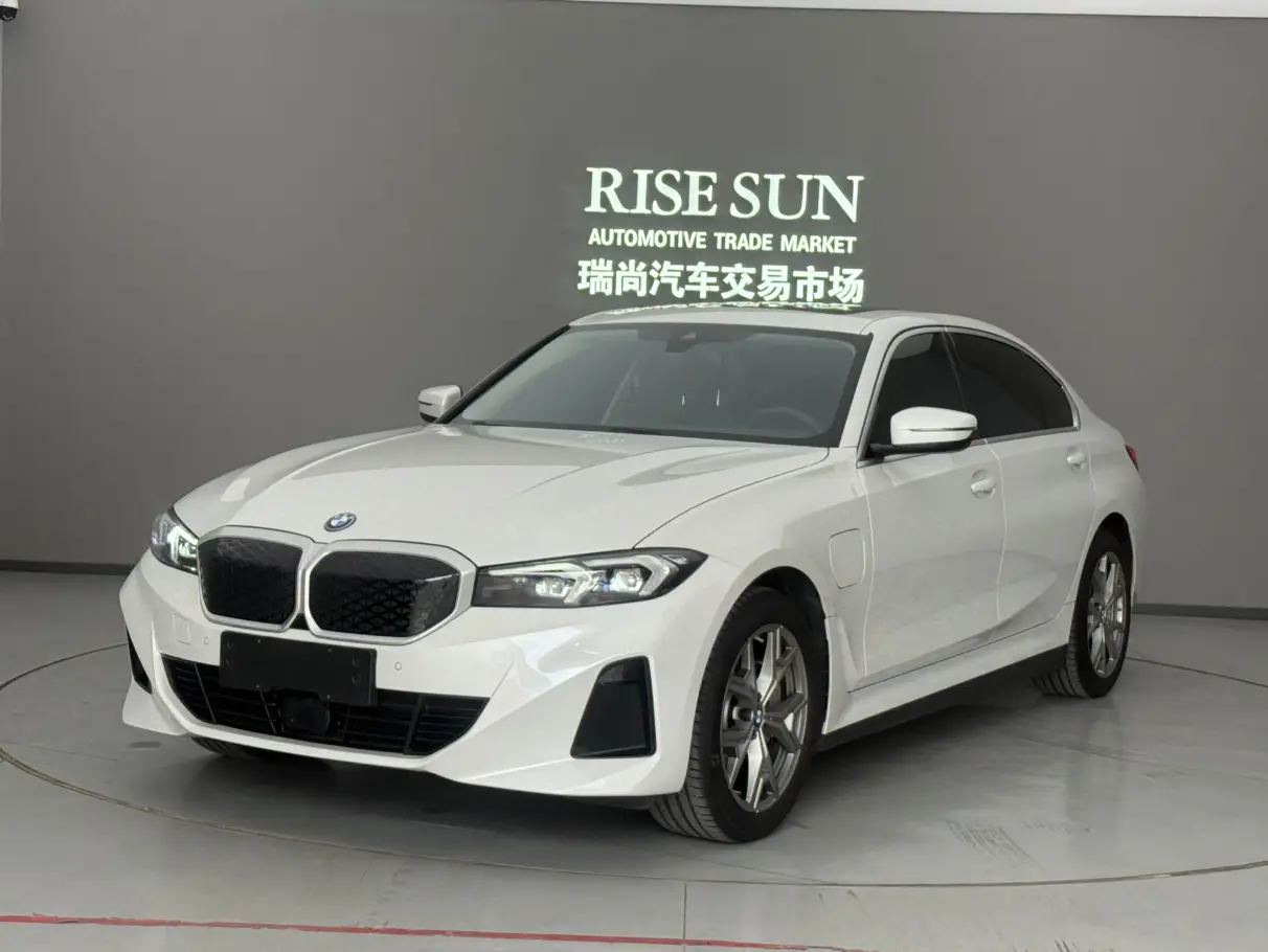 BMW i3  из Китая