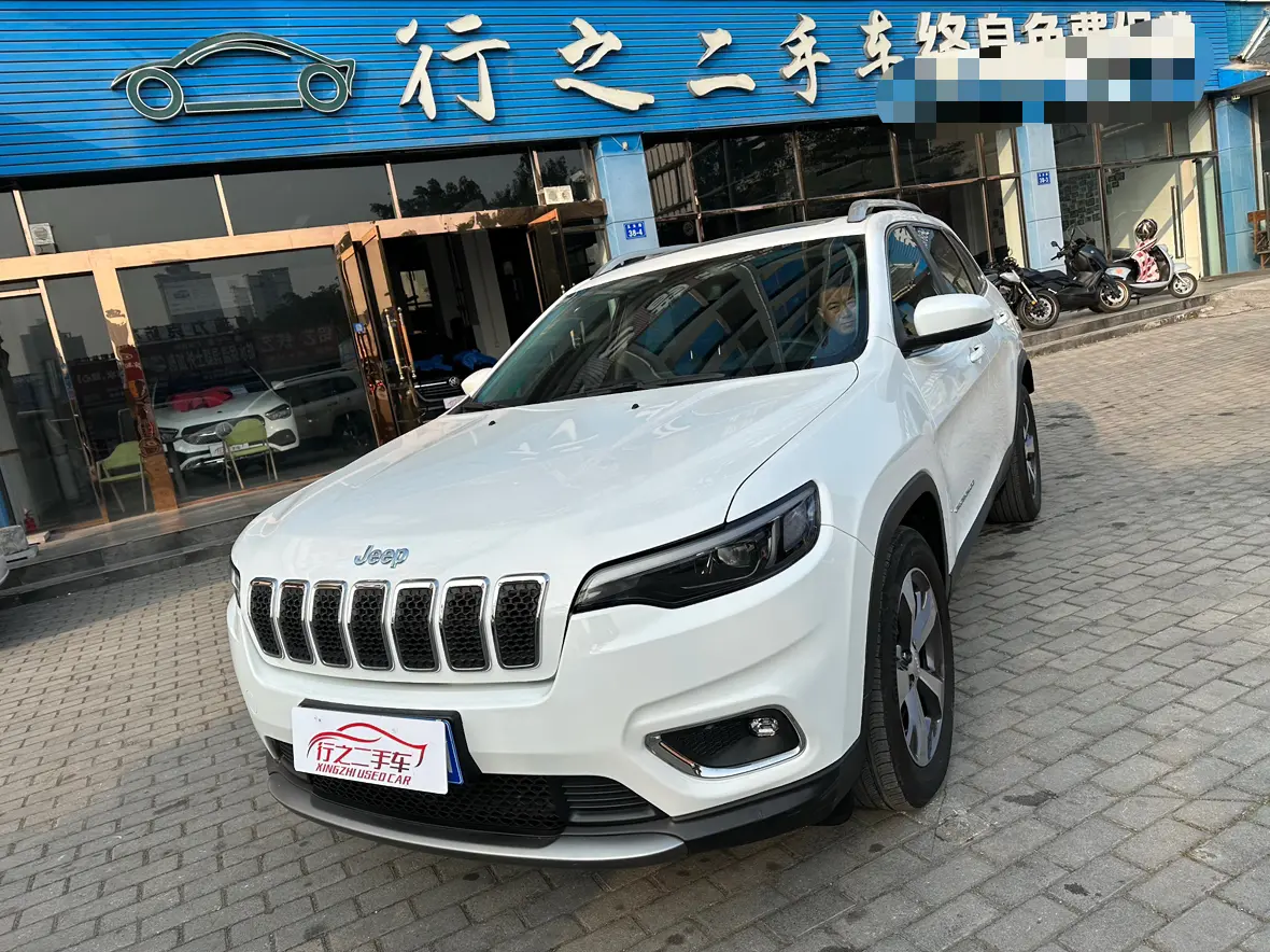 Jeep Cherokee  из Китая