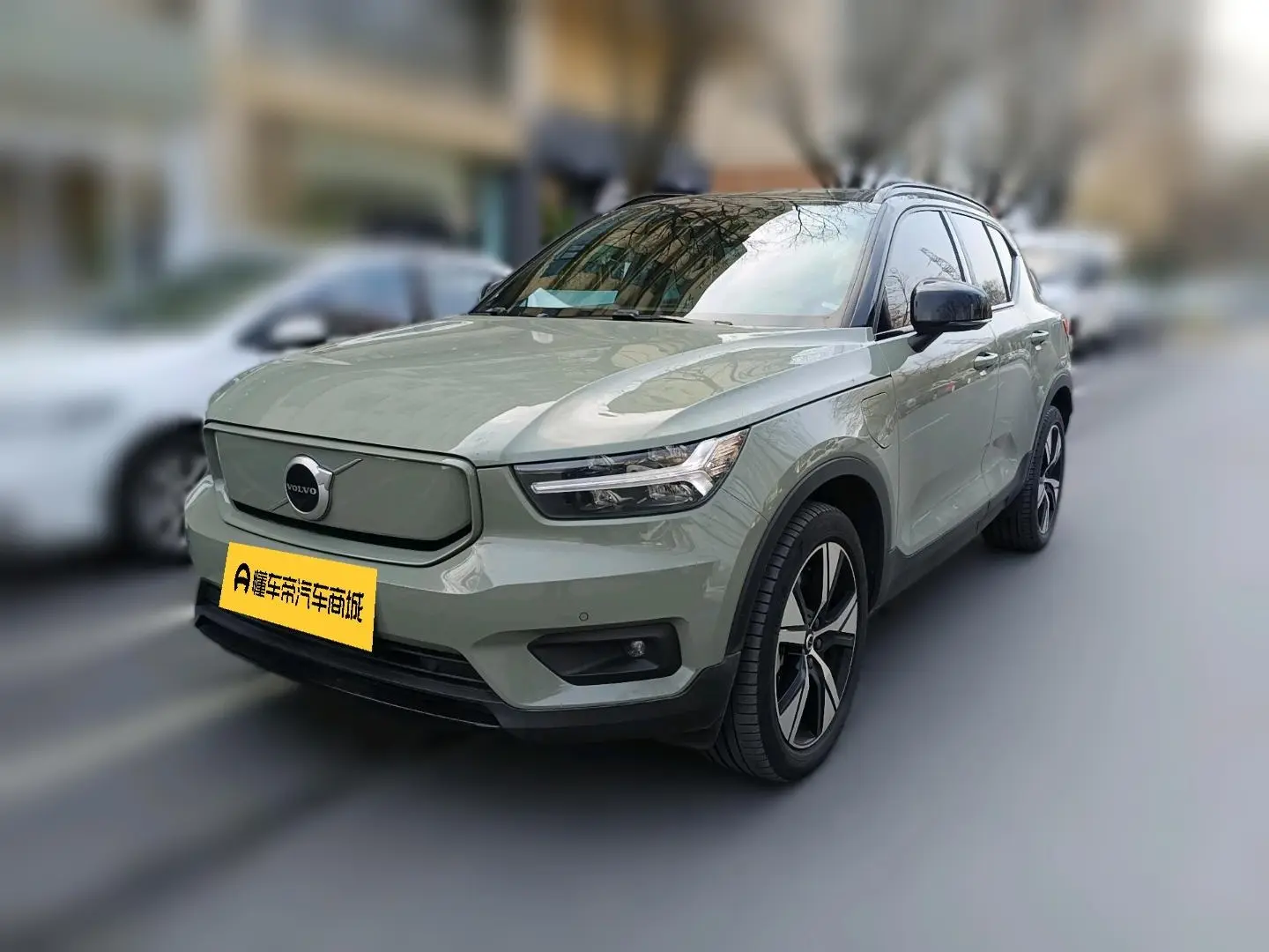 Volvo XC40 EV  из Китая
