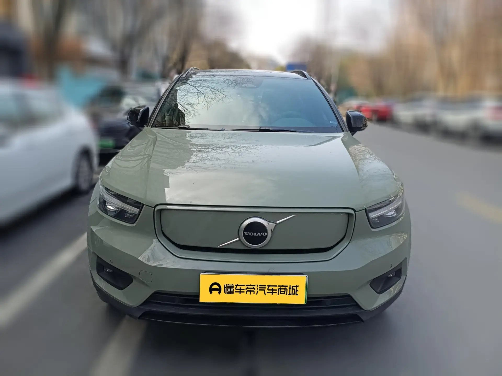 Volvo XC40 EV  из Китая