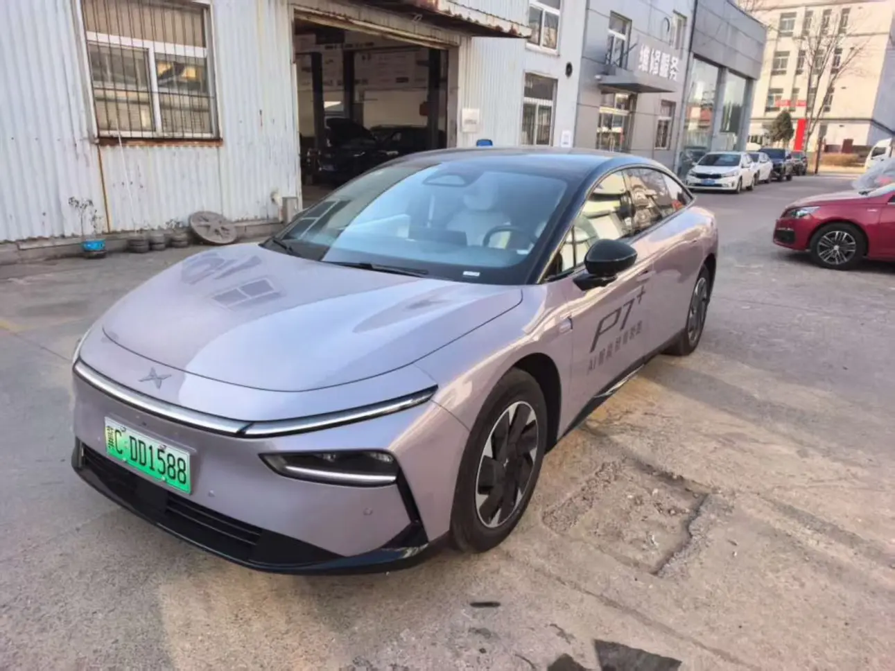 Xpeng P7+  из Китая