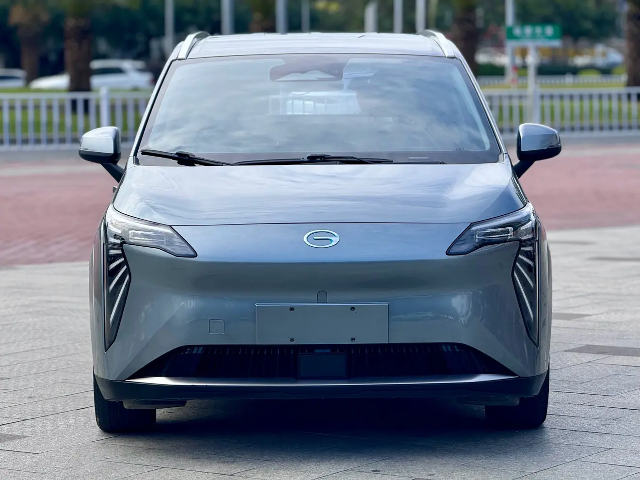 AION Y  из Китая