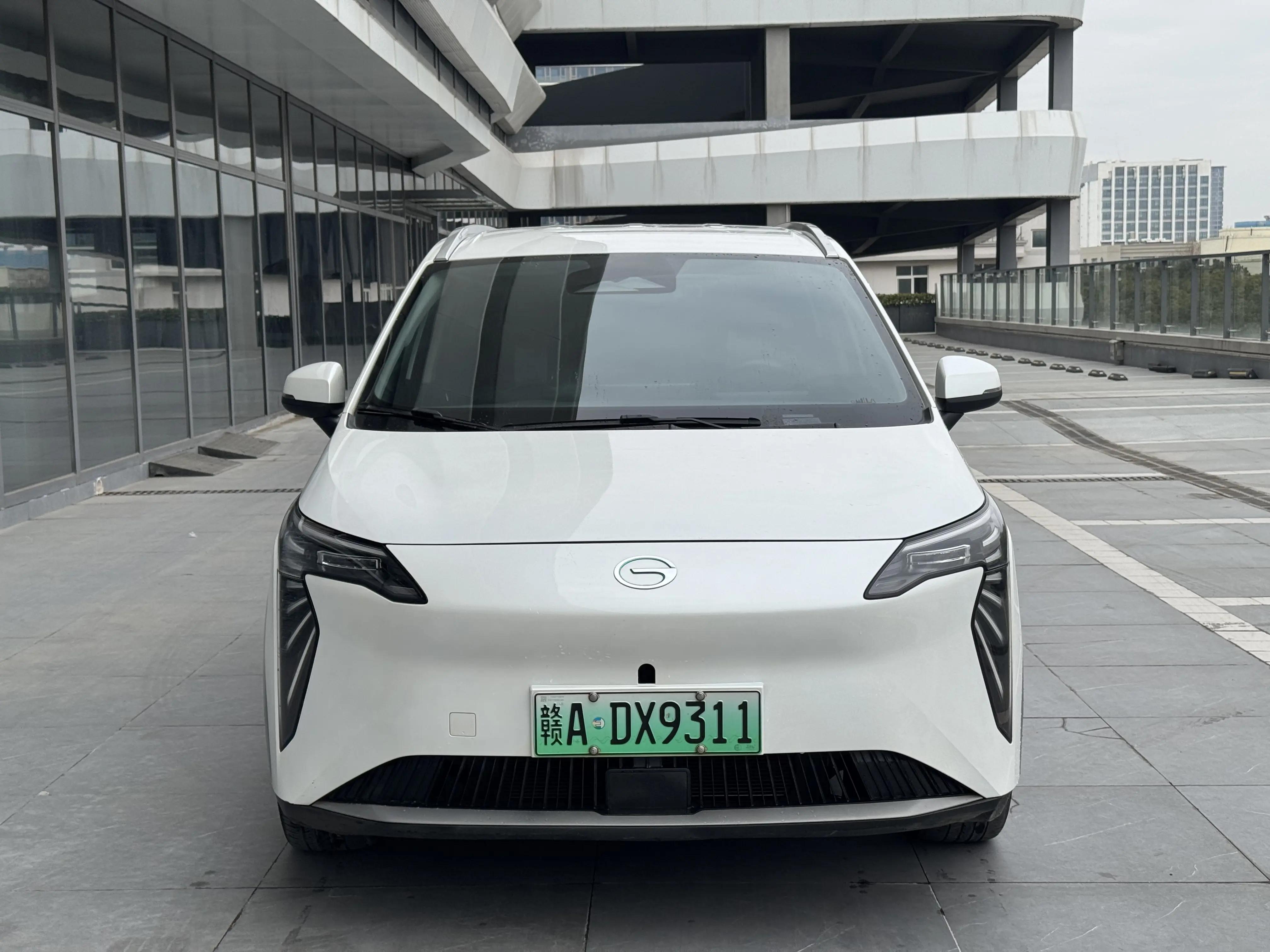 AION Y  из Китая