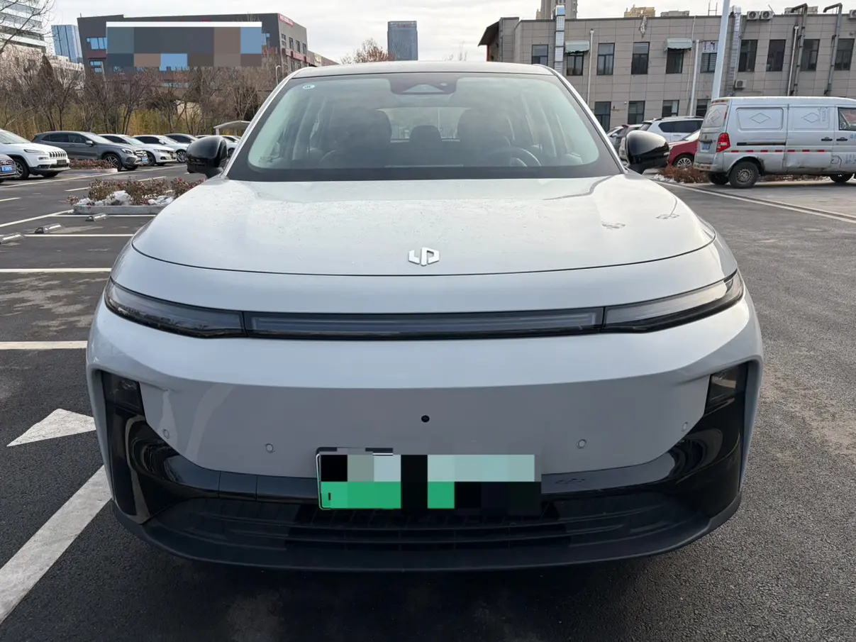 Leapmotor B10  из Китая