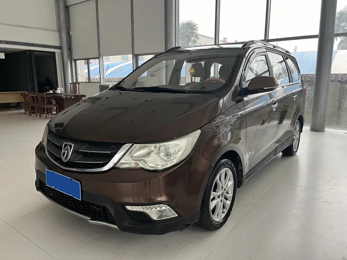 Baojun 730  из Китая