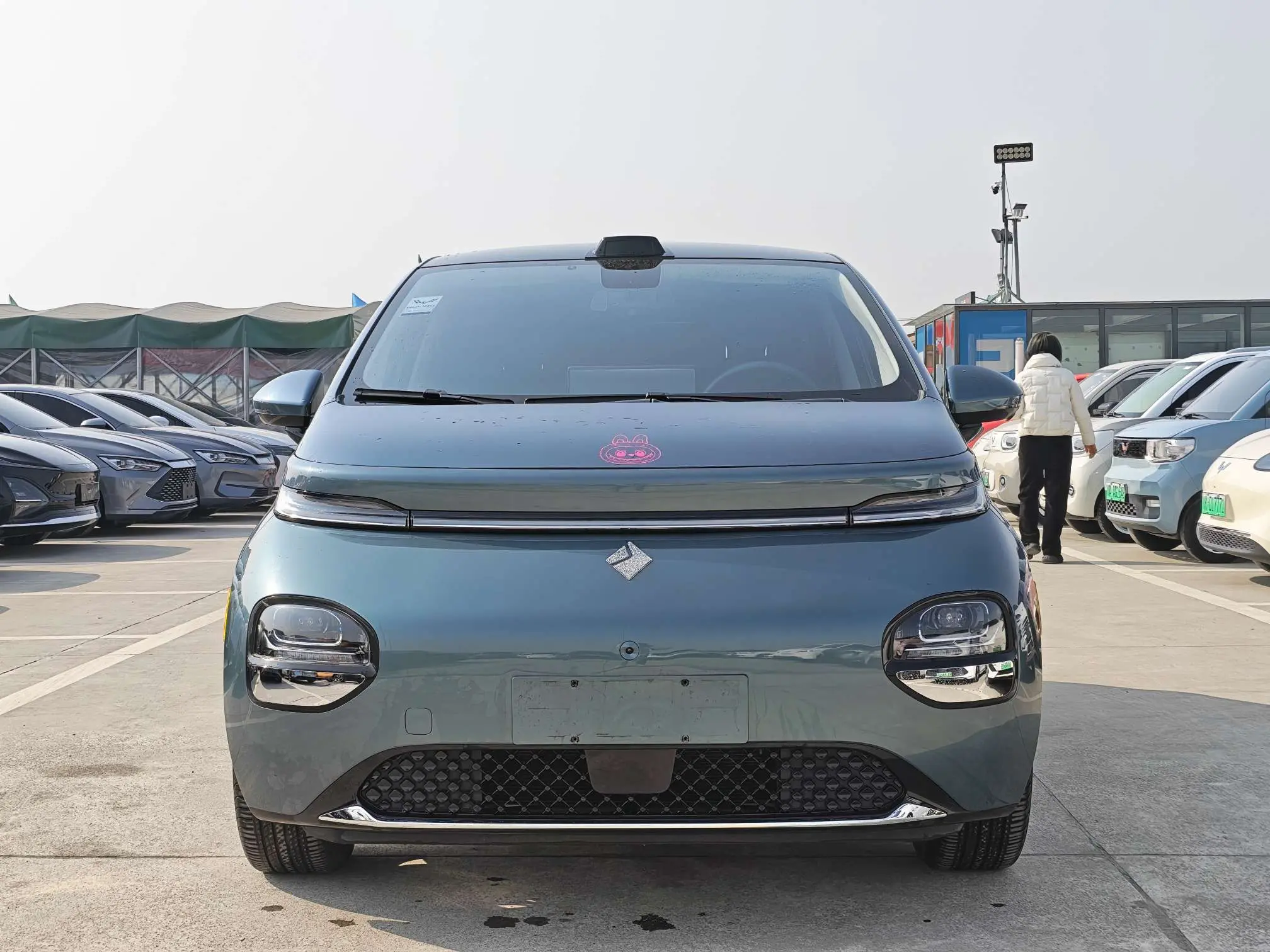 Baojun Clouds  из Китая