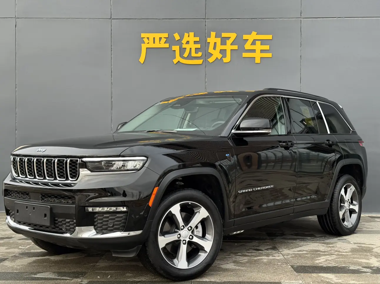 Jeep Grand Cherokee 4xe  из Китая