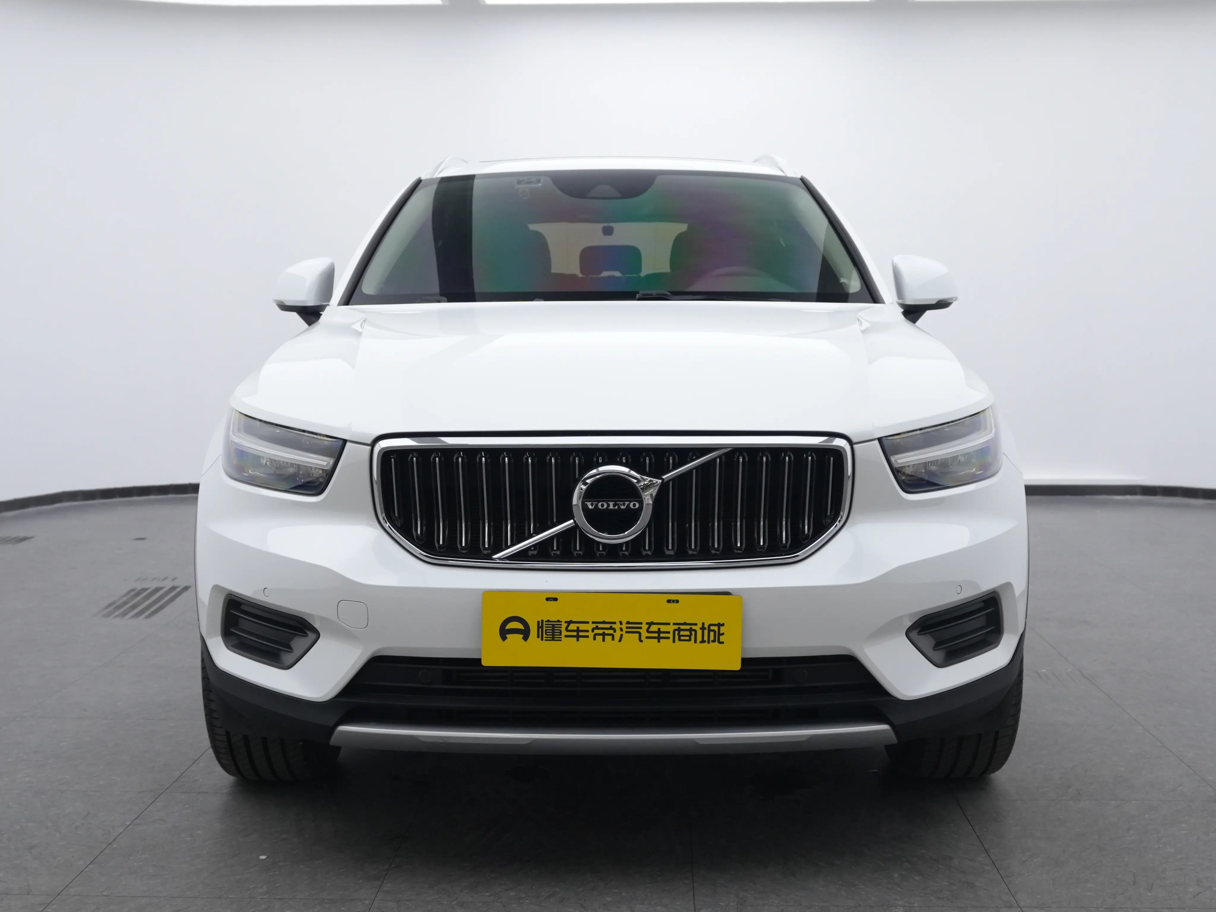 Volvo XC40  из Китая