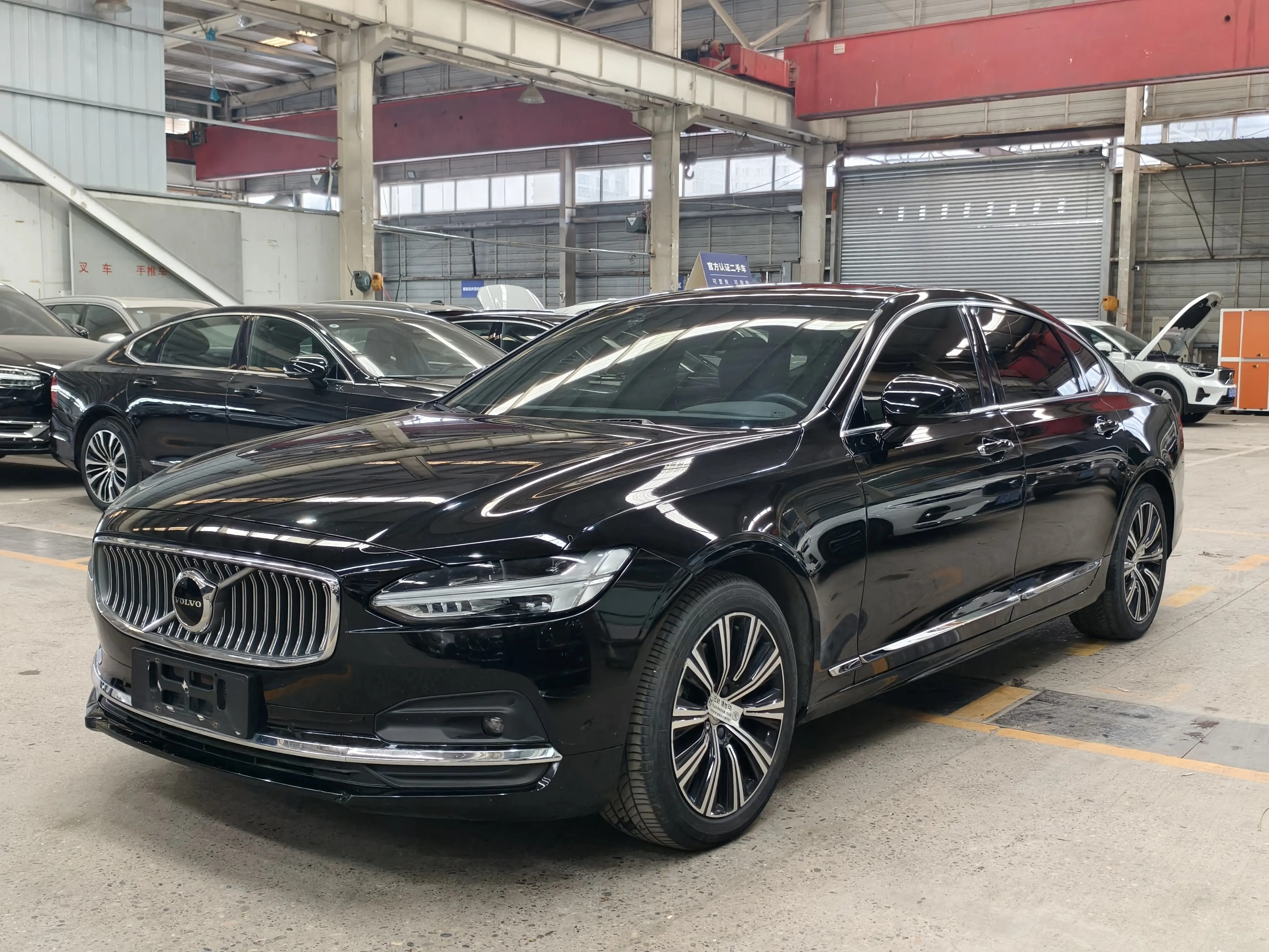 Volvo S90  из Китая