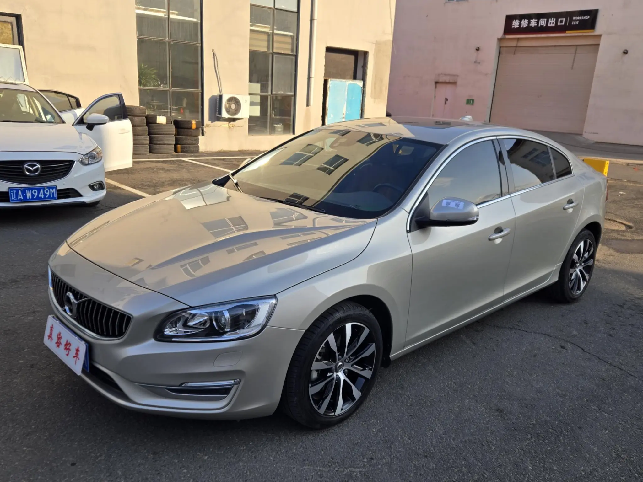 Volvo S60  из Китая