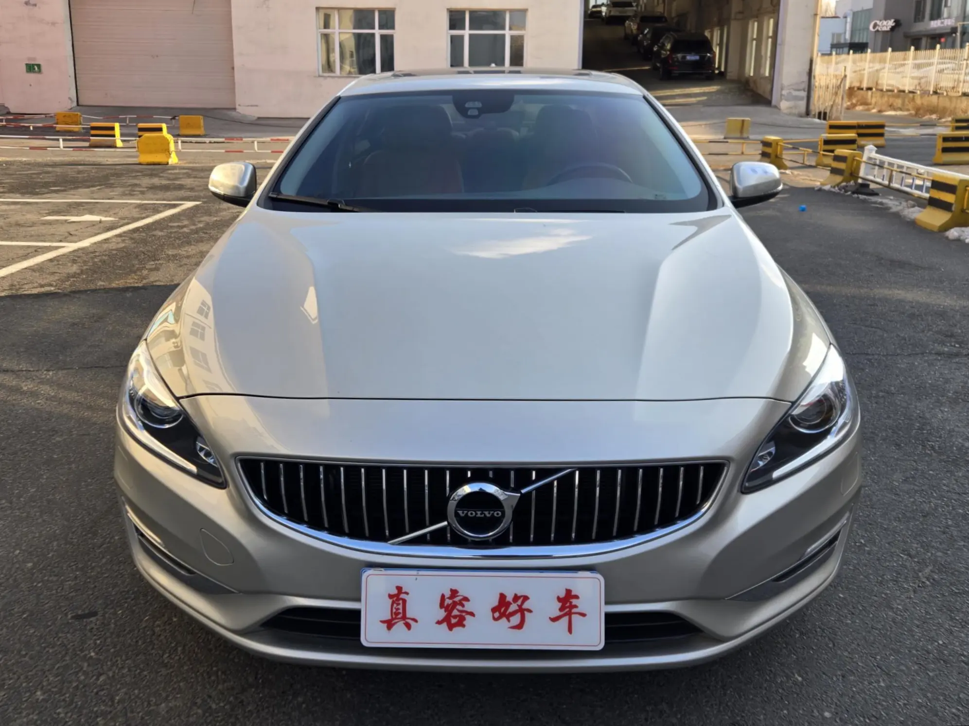 Volvo S60  из Китая