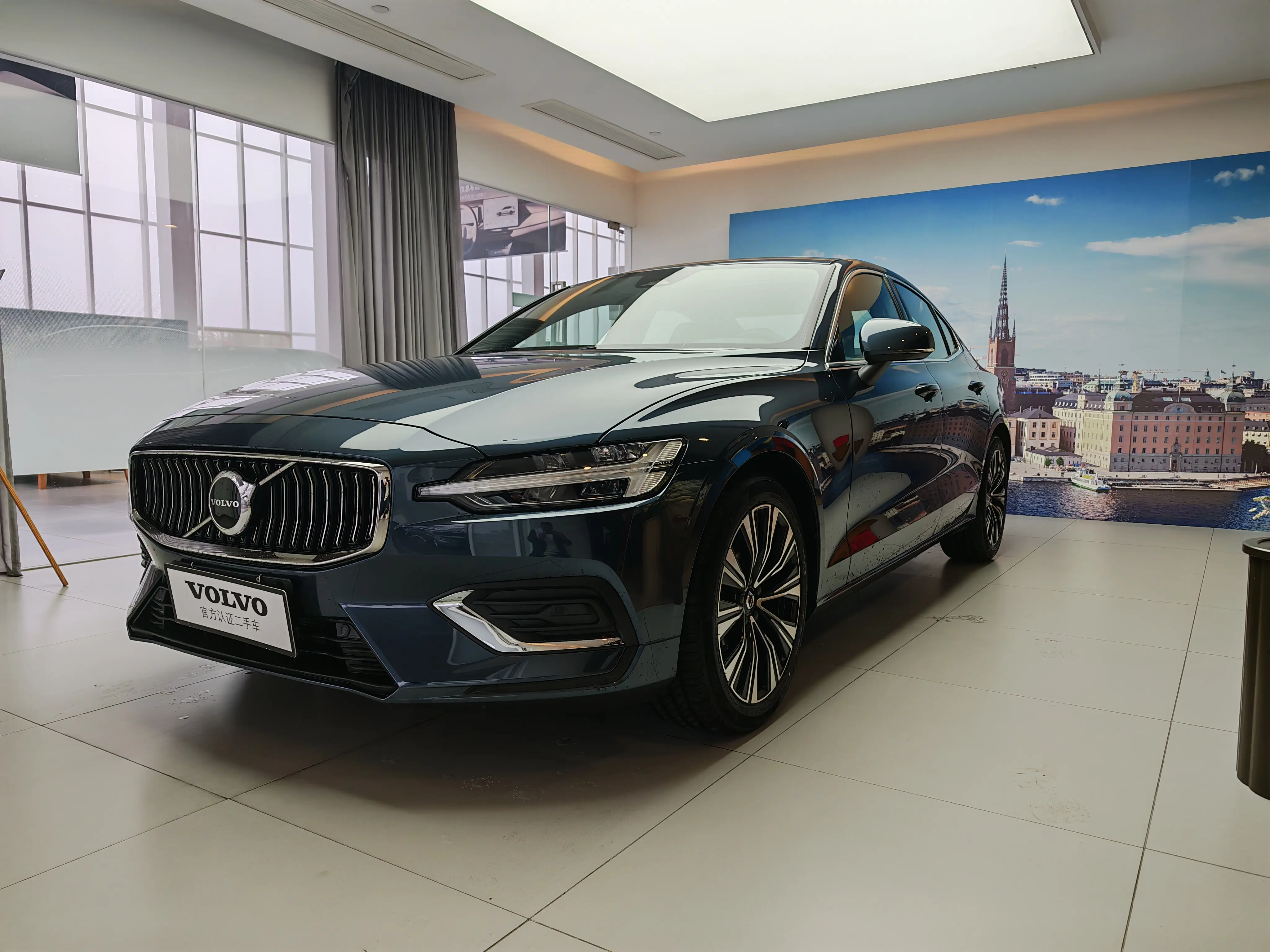 Volvo S60