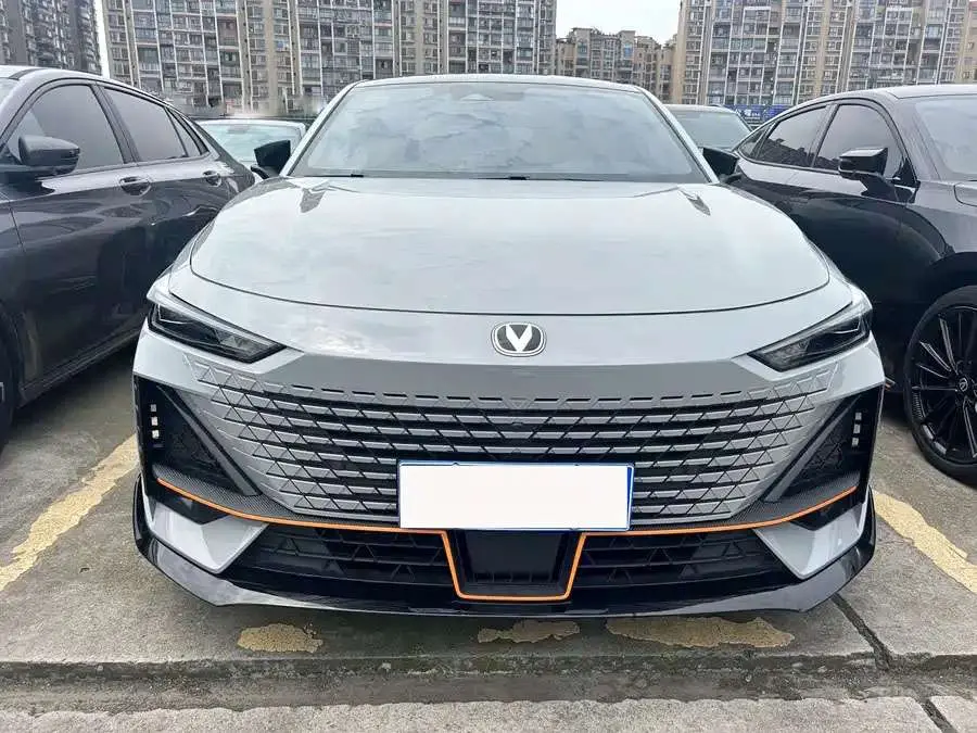 Changan UNI-V  из Китая