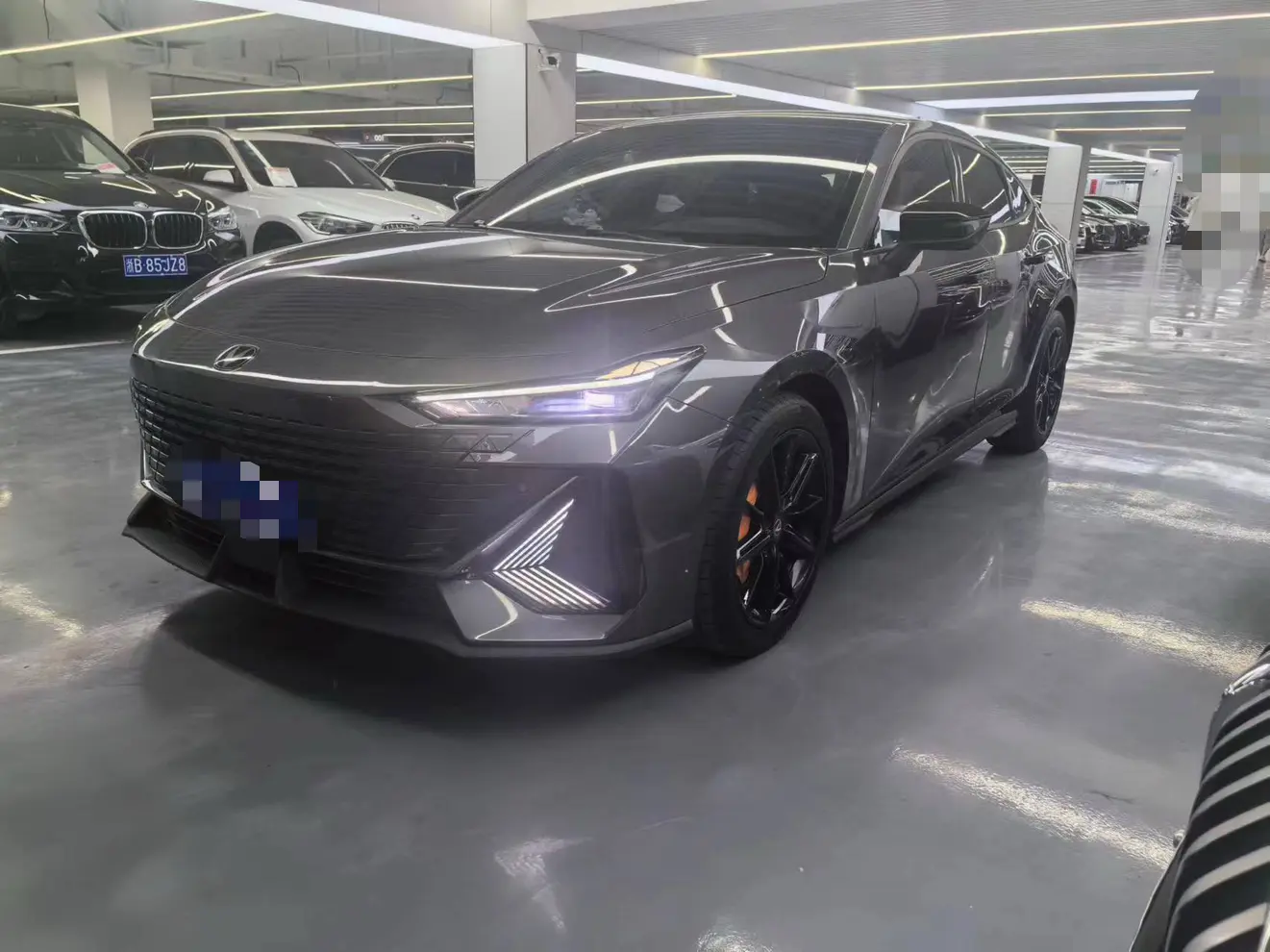 Changan UNI-V  из Китая