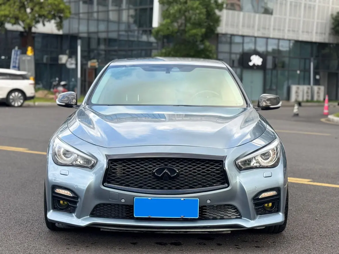 Infiniti Q50  из Китая