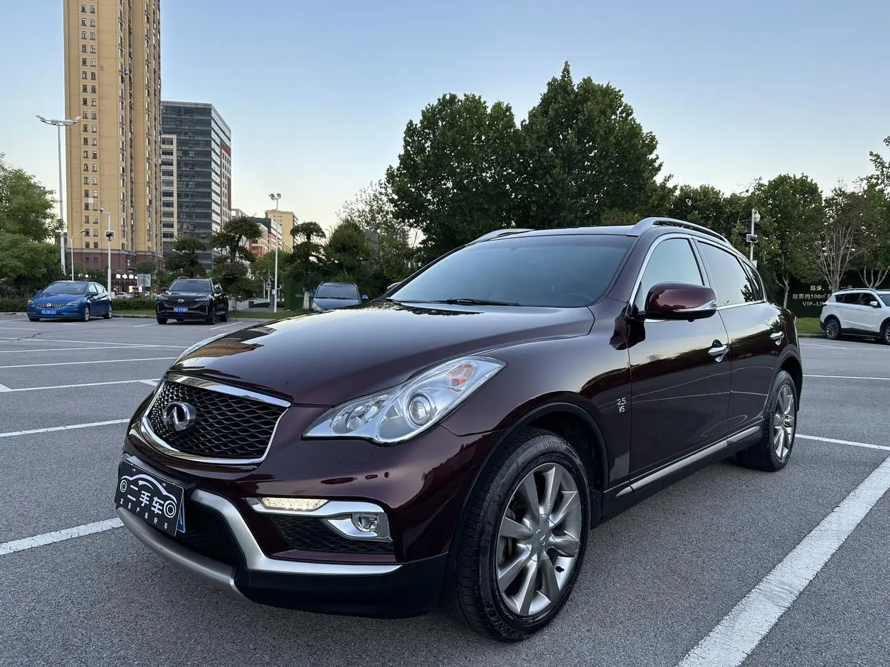 Infiniti QX50  из Китая