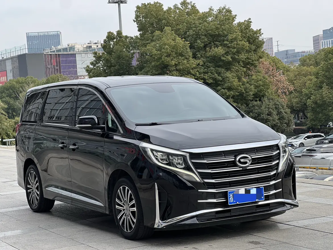 GAC Trumpchi M8  из Китая