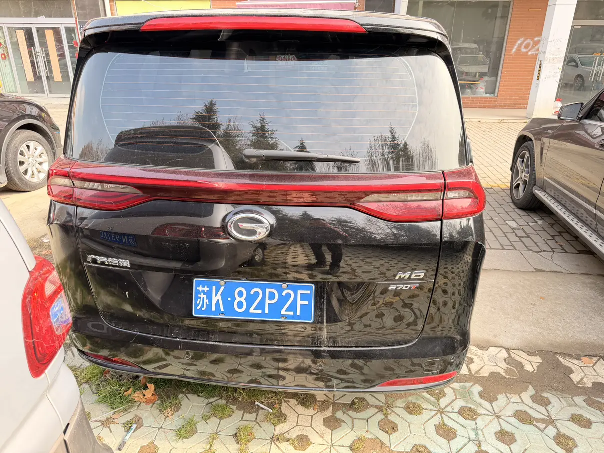 GAC Trumpchi M6  из Китая