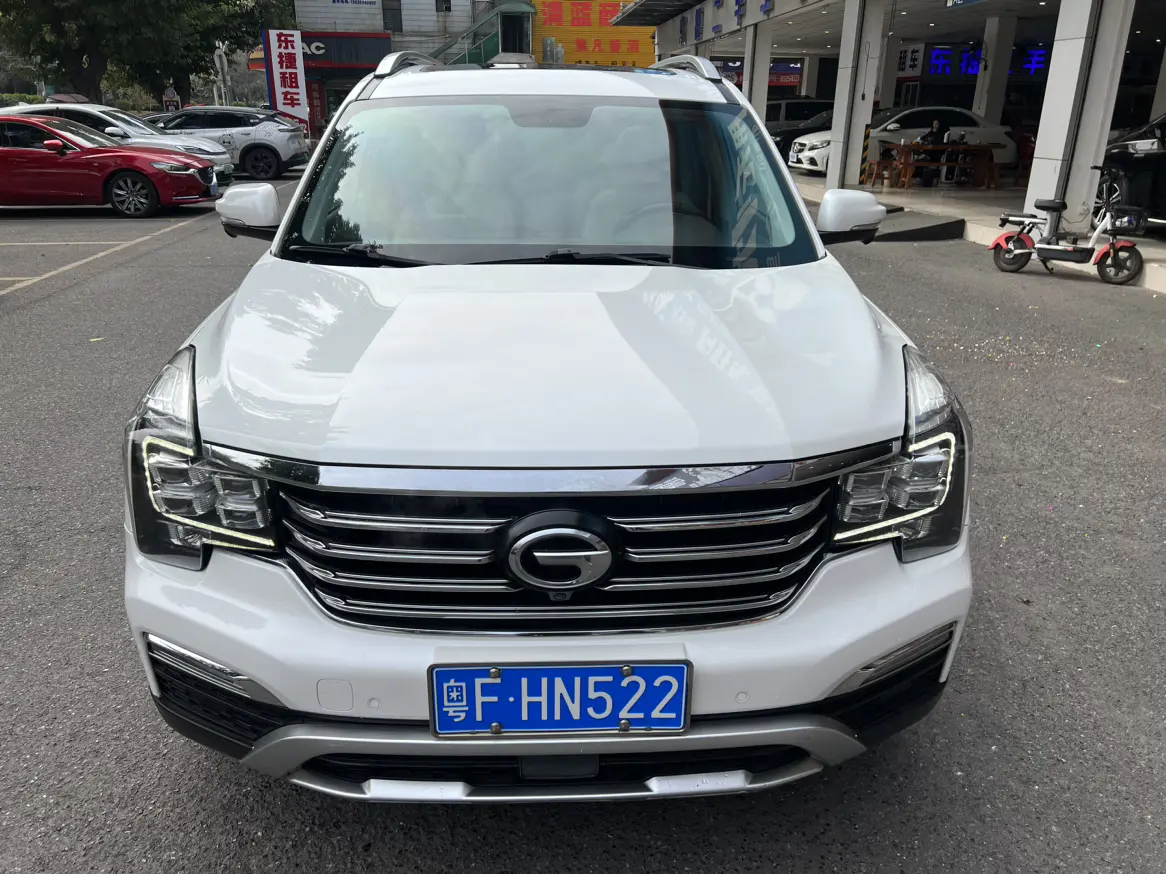 GAC Trumpchi GS8  из Китая