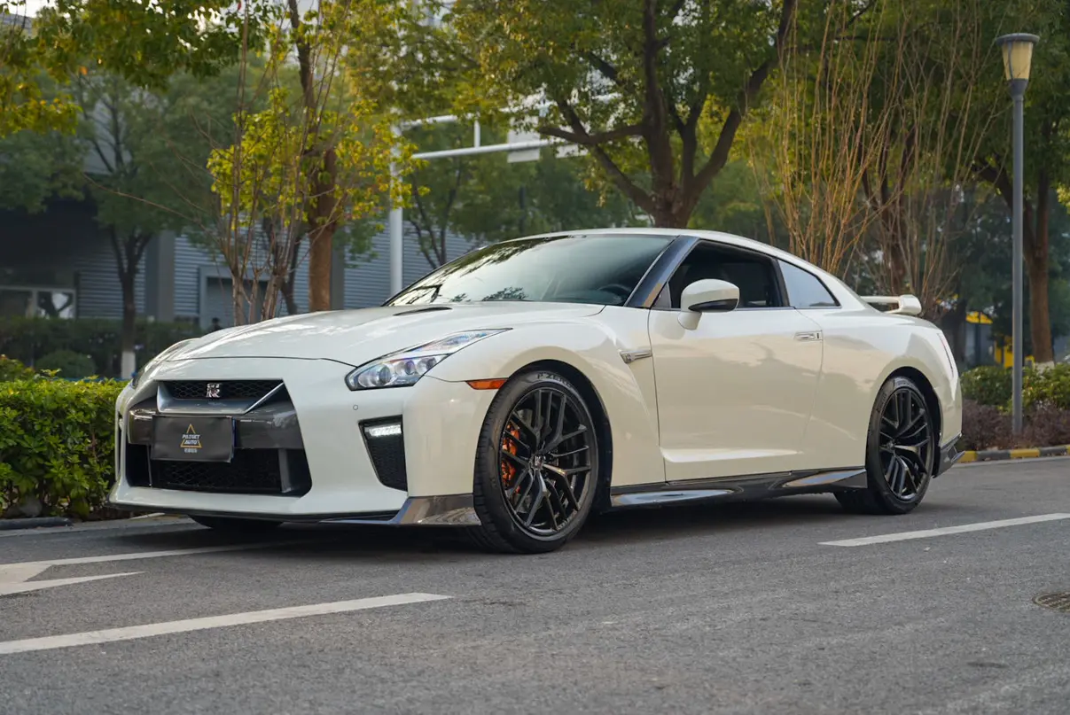 Nissan GT-R  из Китая