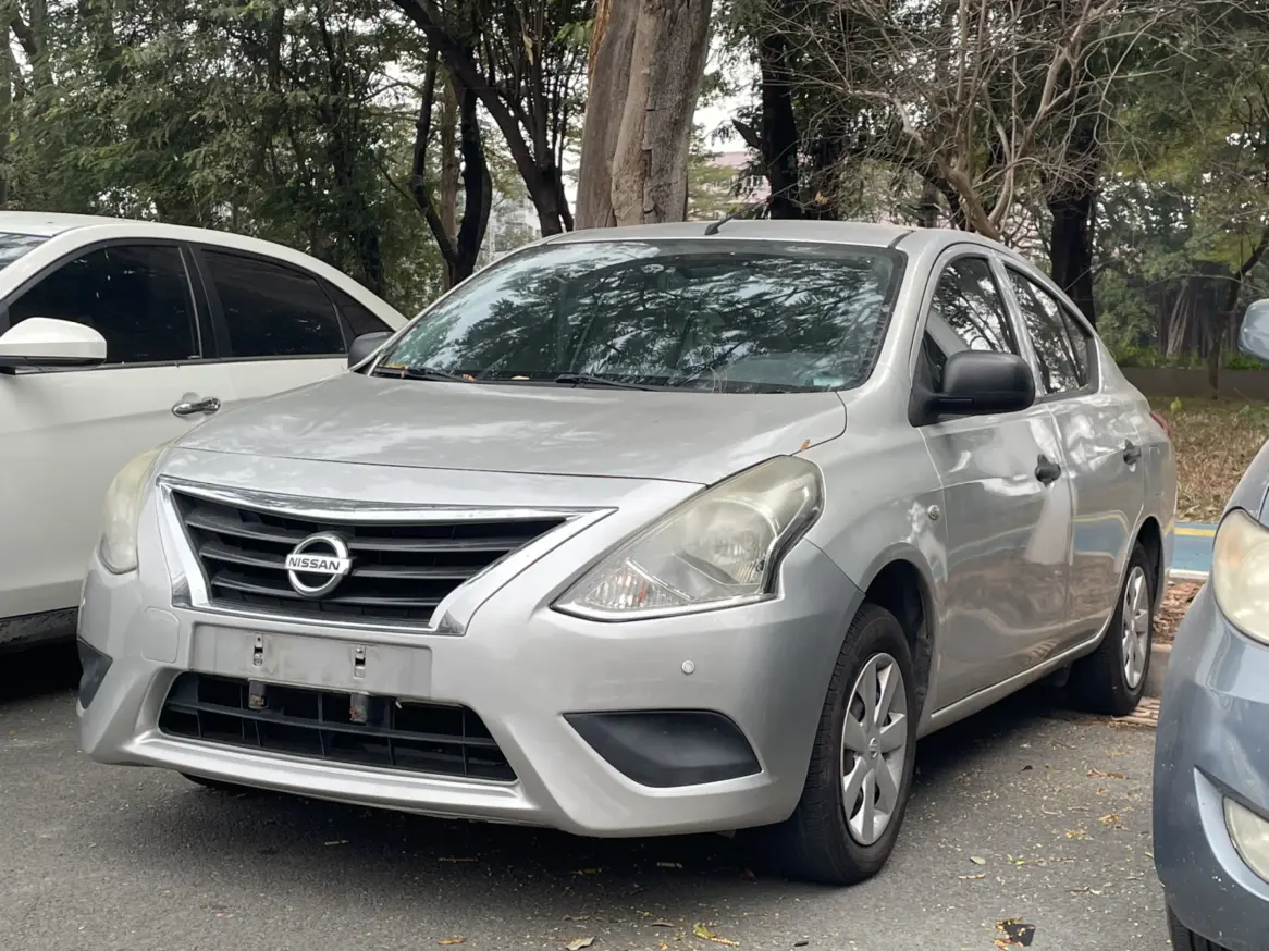 Nissan Sunlight  из Китая