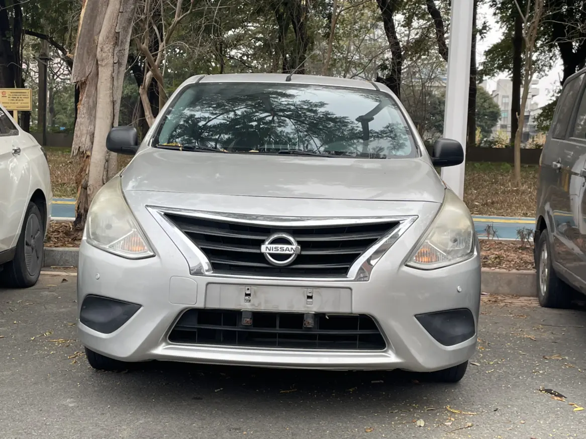 Nissan Sunlight  из Китая