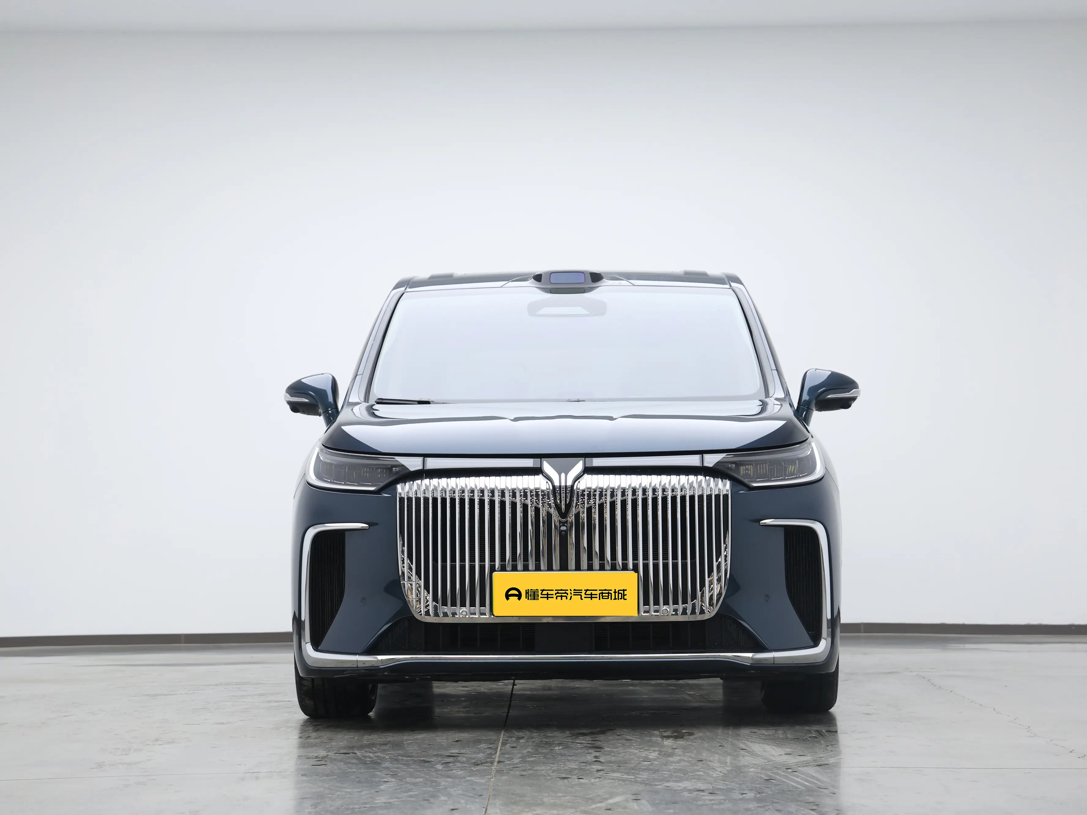 Voyah Lantu Dreamer PHEV  из Китая