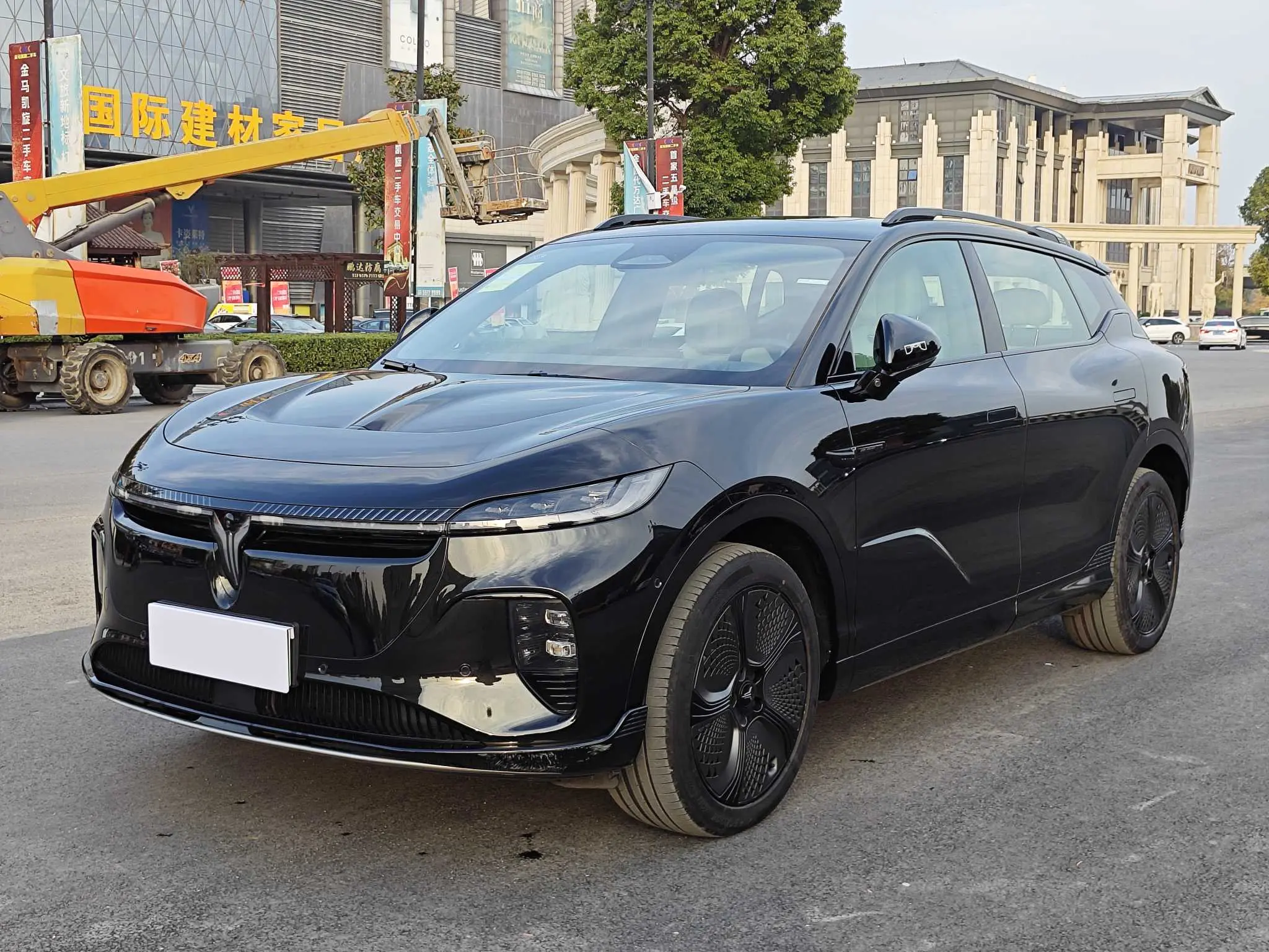 Voyah Courage  из Китая