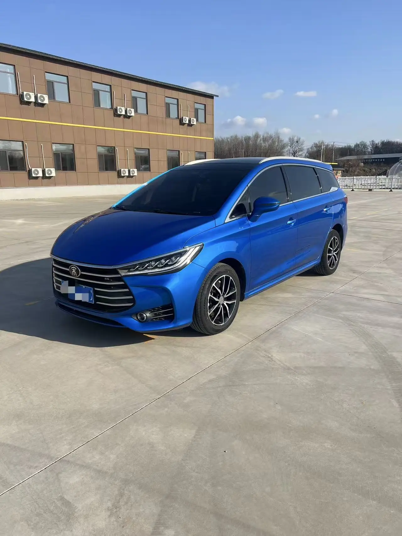 BYD Song MAX  из Китая