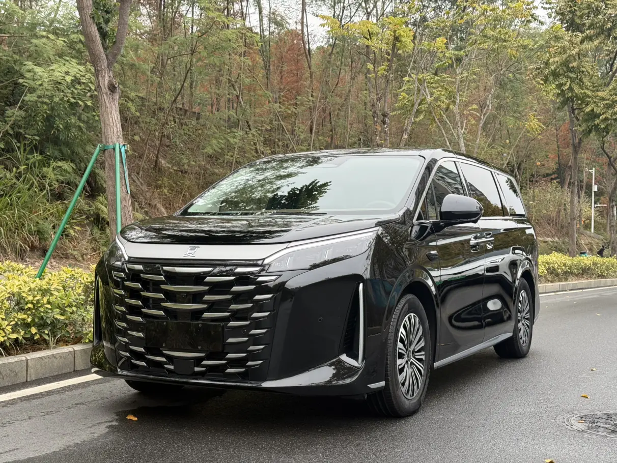 BYD Summer  из Китая