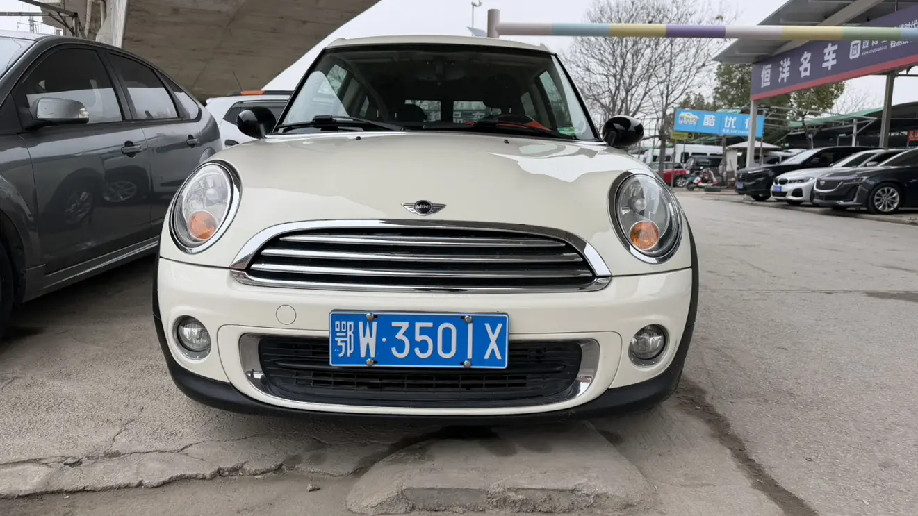 MINI CLUBMAN  из Китая