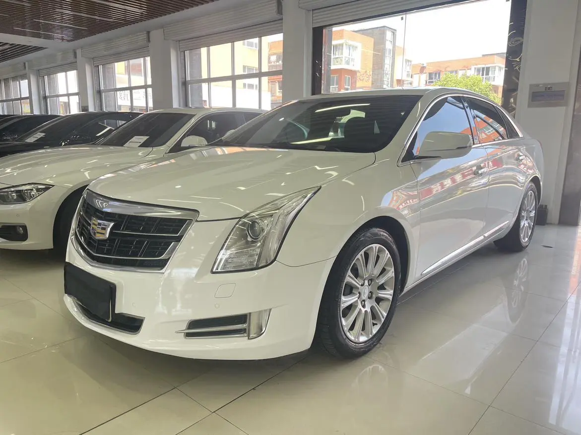Cadillac XTS  из Китая