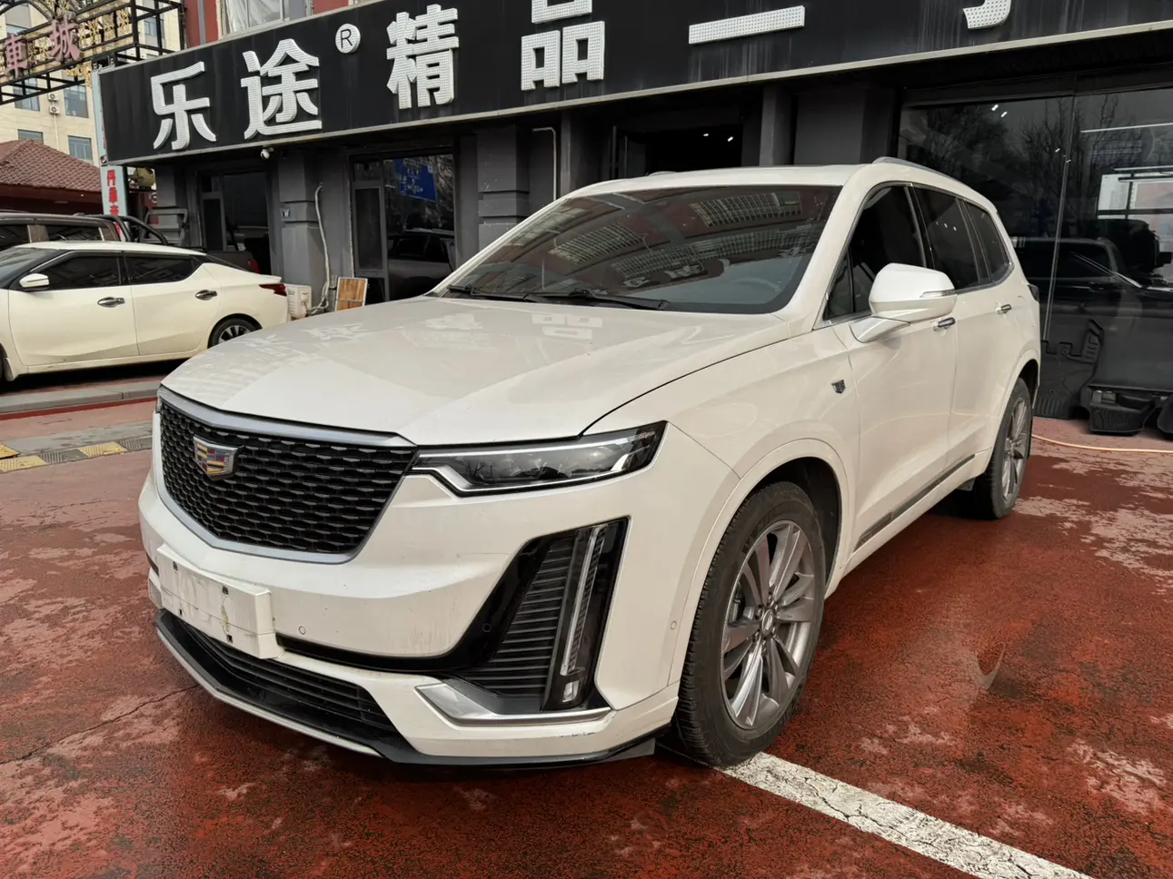 Cadillac XT6  из Китая