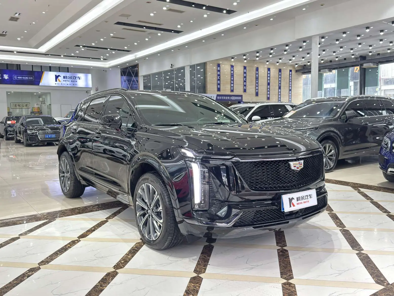 Cadillac XT5  из Китая