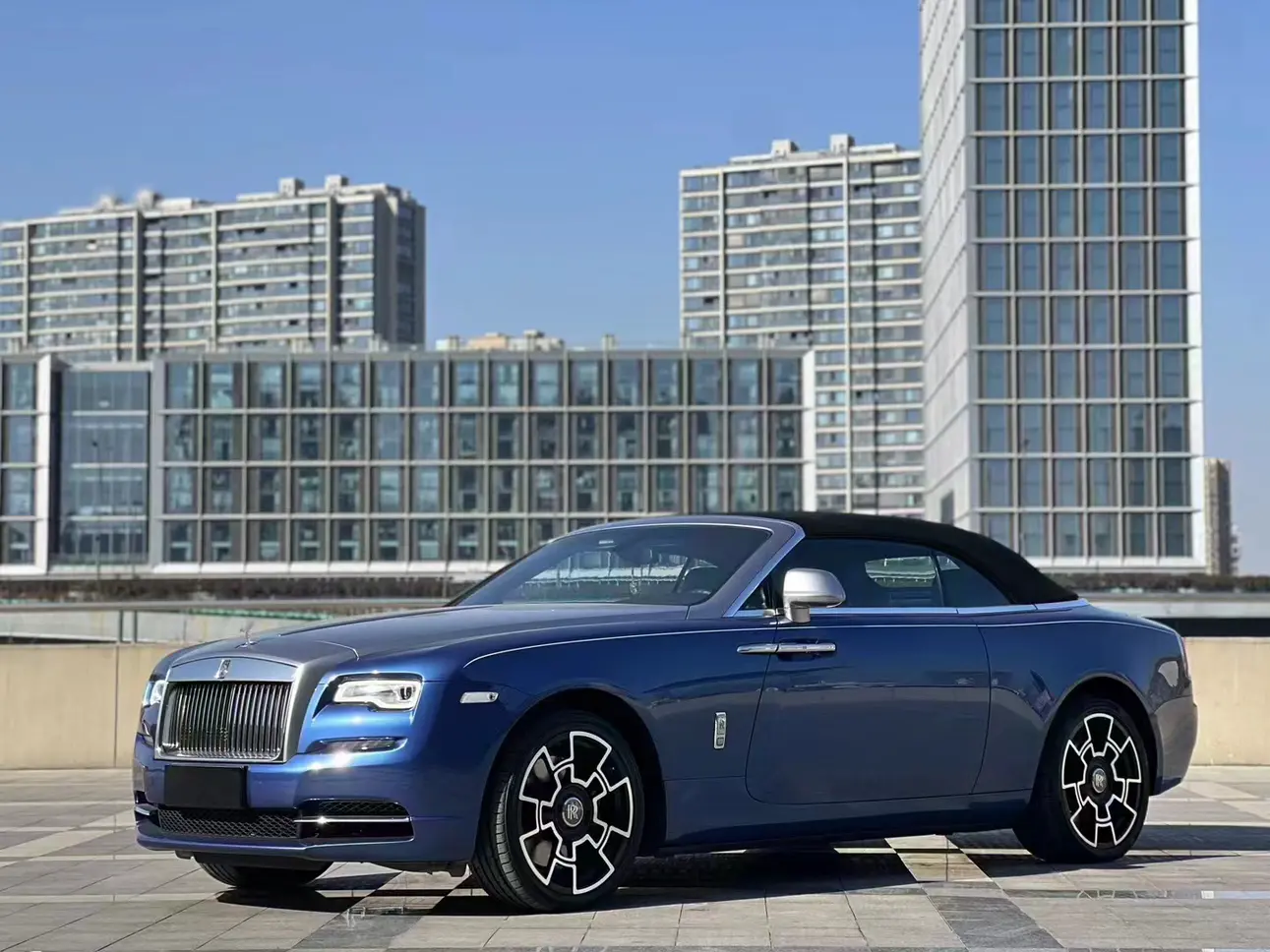Rolls Royce Yao Ying  из Китая