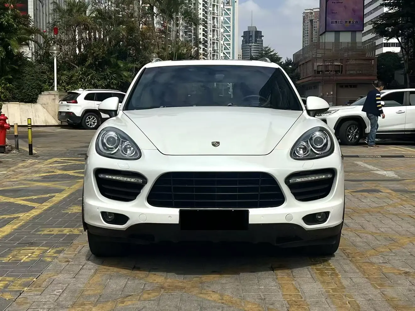 Porsche Cayenne  из Китая