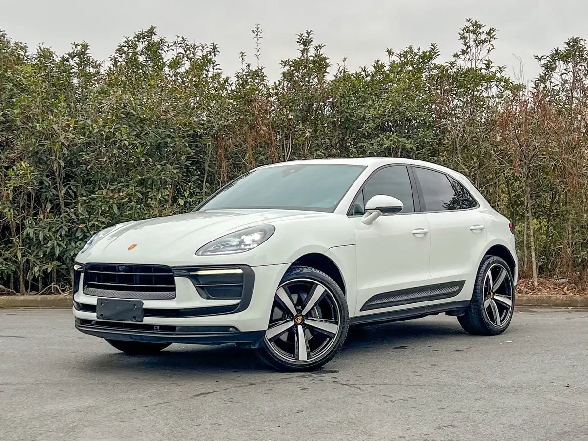Porsche Macan  из Китая