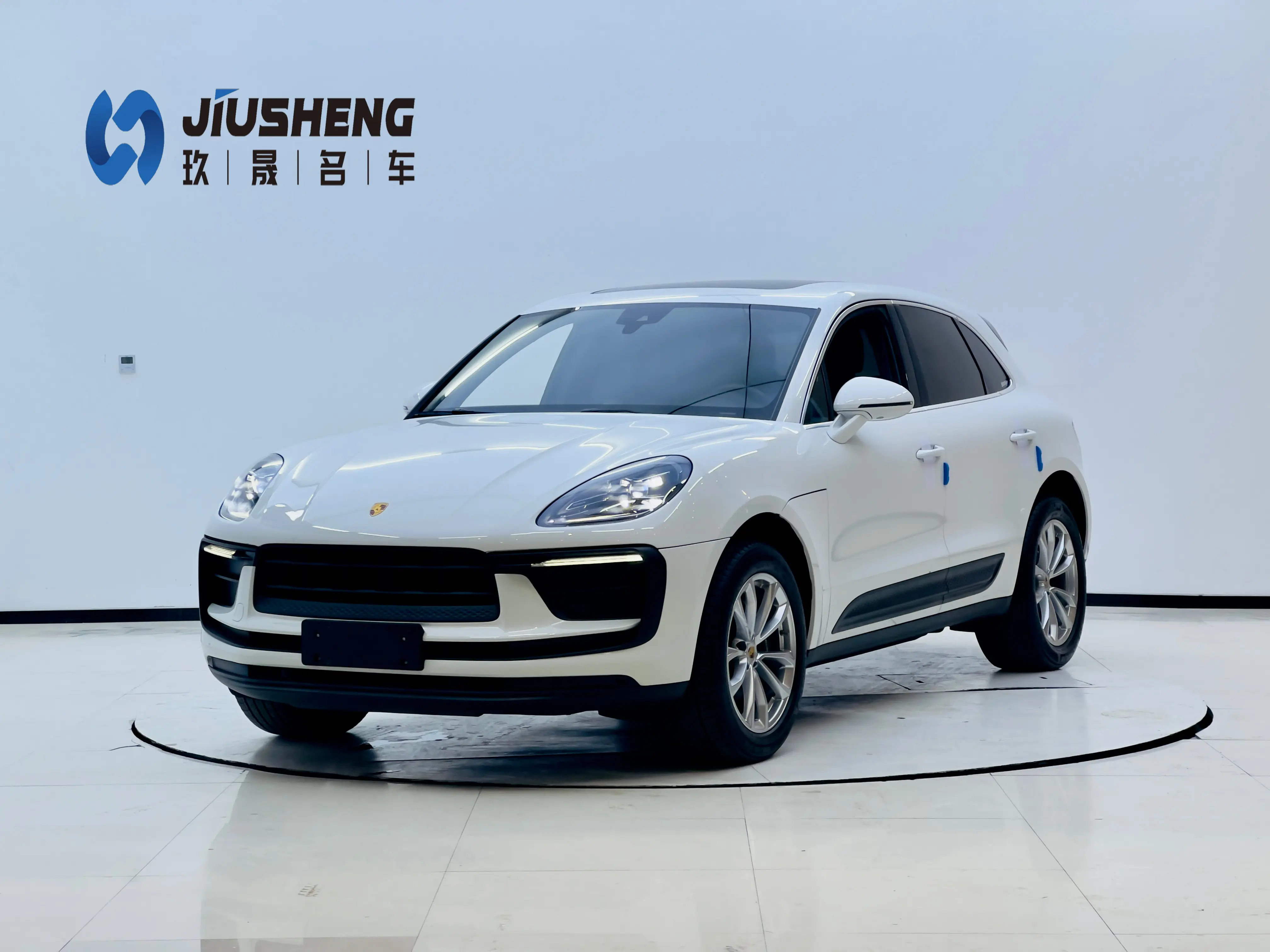 Porsche Macan  из Китая