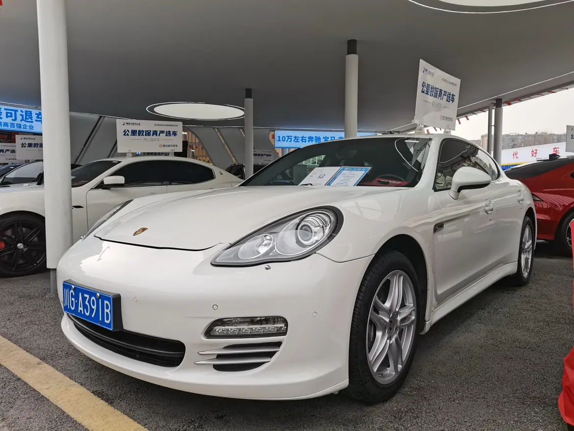 Porsche Panamera  из Китая